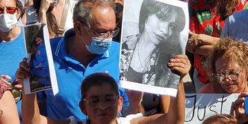 Susana Balmaceda, la madre de Nadia, lleva tiempo pidiendo Justicia ante los tribunales de Villa Dolores. (Miguel Ortiz/La Voz)