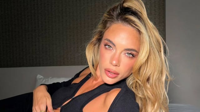 Ultra escote y piel al descubierto: Emilia Attias desplegó toda su sensualidad con un outfit muy osado