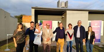 Entrega de viviendas en Tacural y Colonia Bicha