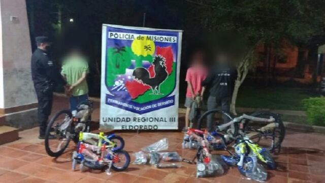 Detienen a dos jóvenes acusados de ser los autores del robo a la bicicletería en Eldorado.