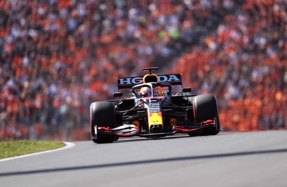 F1: Verstappen largará adelante en el GP de Países Bajos