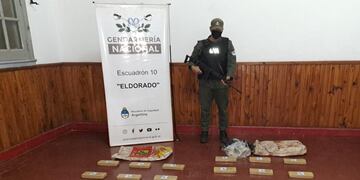 Desbaratan cargamento de marihuana en Colonia Wanda.