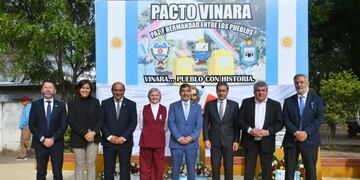 Autoridades de Tucumán y Santiago del Estero evocaron el legado de paz y unidad.