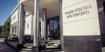 El abusador fue denunciado por su expareja y madre de la menor. (Archivo).