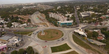 Vista aérea de la nueva rotonda de La Mujer Urbana, túnel Rubén Martí y derivadores./ Civiles.