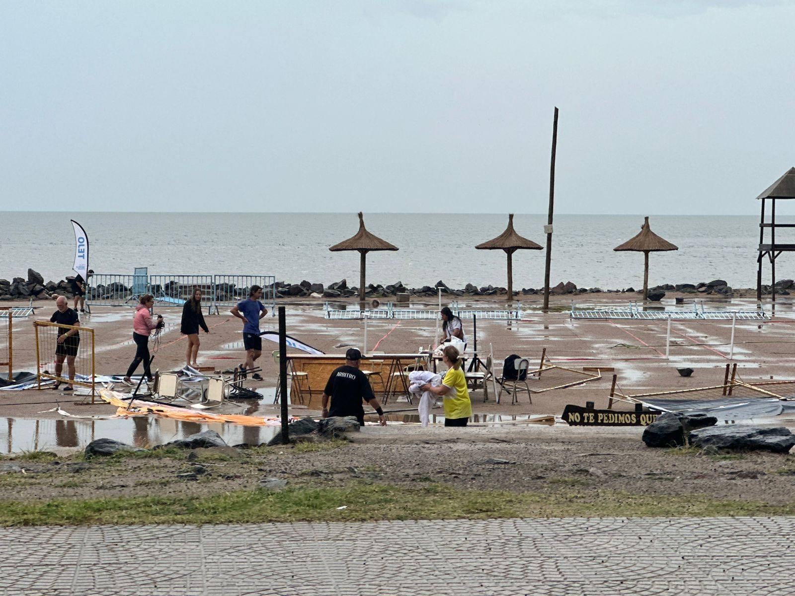El temporal que azotó a Miramar de Ansenuza.