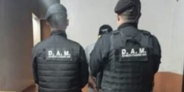 Posadas: amenazó con un cuchillo a su pareja y luego se entregó.