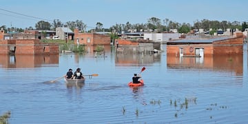 Milei recortó la ayuda a los afectados por las inundaciones.