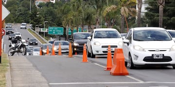 ID:6808660 Calor; turismo, turistas.
vehículos en el ingreso a Villa Carlos Paz.
muchos autos llegan a la ciudad por la Avenida San Martín
yanina aguirre