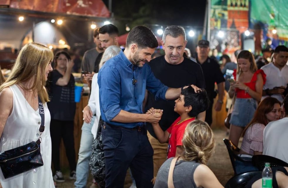 Modo evangélico: Maximiliano Pullaro y Pablo Javkin participan de “Marcho por Jesús”