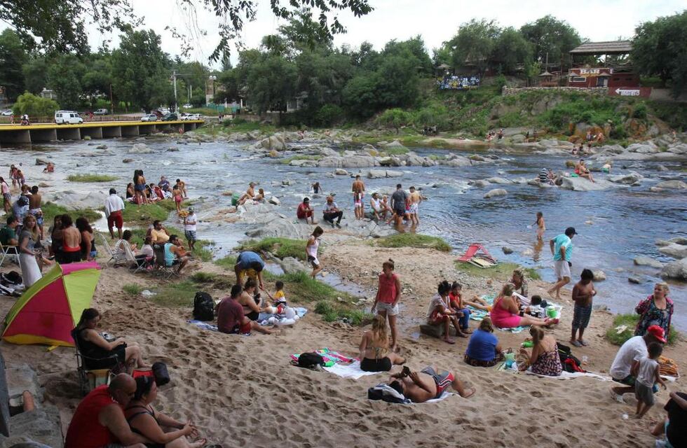Clima en Carlos Paz: arranca diciembre con pronóstico de lluvia para este viernes