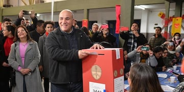 Juan Manzur: “Esperemos que sea una jornada cívica tranquila para que los tucumanos y tucumanas puedan expresar sus deseos de un futuro mejor”