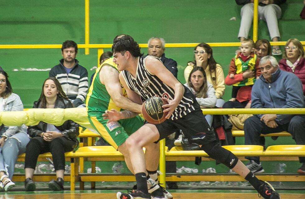 Torneo Oficial de Básquet de Tres Arroyos: Alumni a semis; Huracán y Costa Sud definirán su pase  en el 3er partido