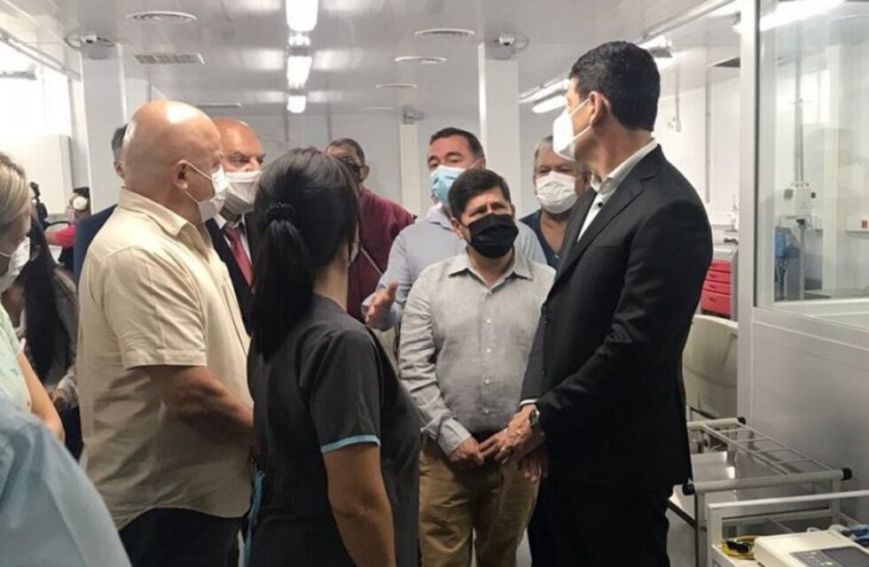 Visita de autoridades nacionales al Hospital Modular de Puerto Iguazú
