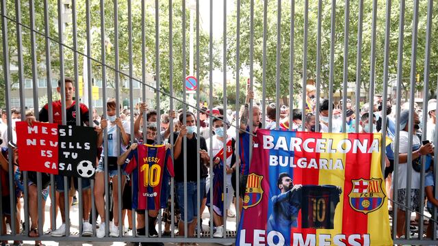 Los socios del Barcelona presentaron un recurso para impedir que Lionel Messi llegue al PSG