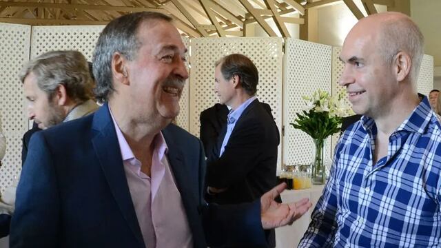 Juan Schiaretti y Horacio Rodríguez Larreta, en una imagen de diciembre de 2015. (La Voz/Archivo)