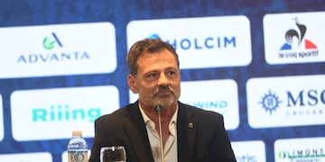 El DT Diego Cocca, ya en la fase final de preparación para un Talleres obligado a mejorar.