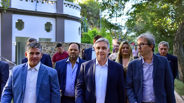 Martín Llaryora en la inauguración del Parque de la Biodiversidad. (Municipalidad de Córdoba)