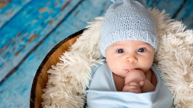 Los 10 mejores nombres para un bebé en 2024, según la IA.