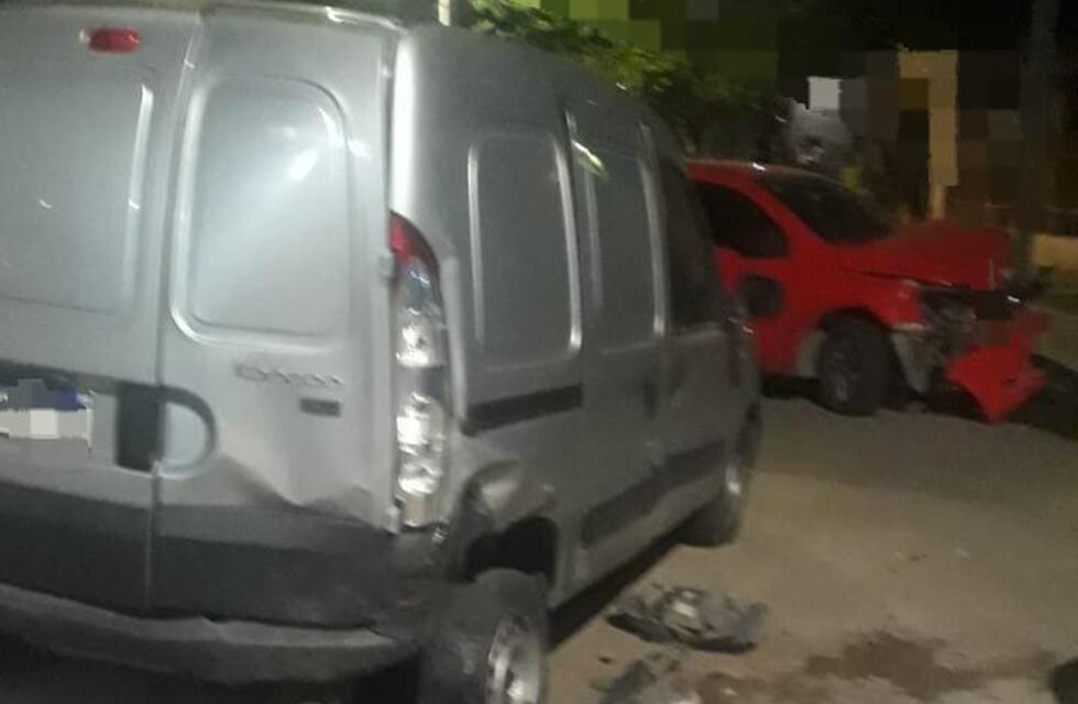 Córdoba: robaron e intentaron huir de la Policía pero terminaron estampados contra otro auto