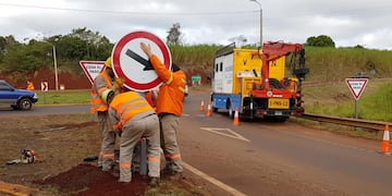 Mejoran el señalamiento sobre la ruta 14 en las localidades de Oberá y San Pedro