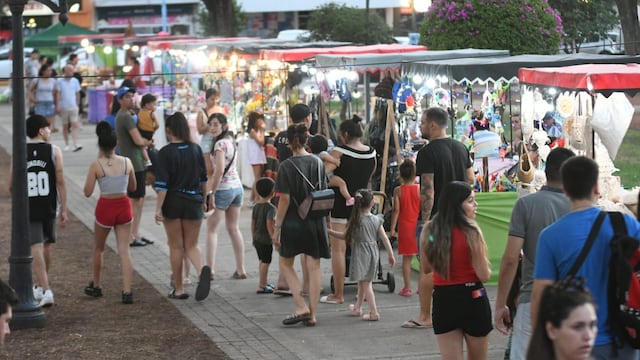 Compras de fin de año, en Plaza Feria