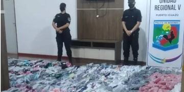 Puerto Iguazú: la Policía decomisó mercadería sin aval aduanero
