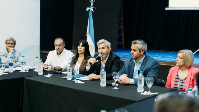 Frigerio encabezó una reunión de gabinete en Colón.