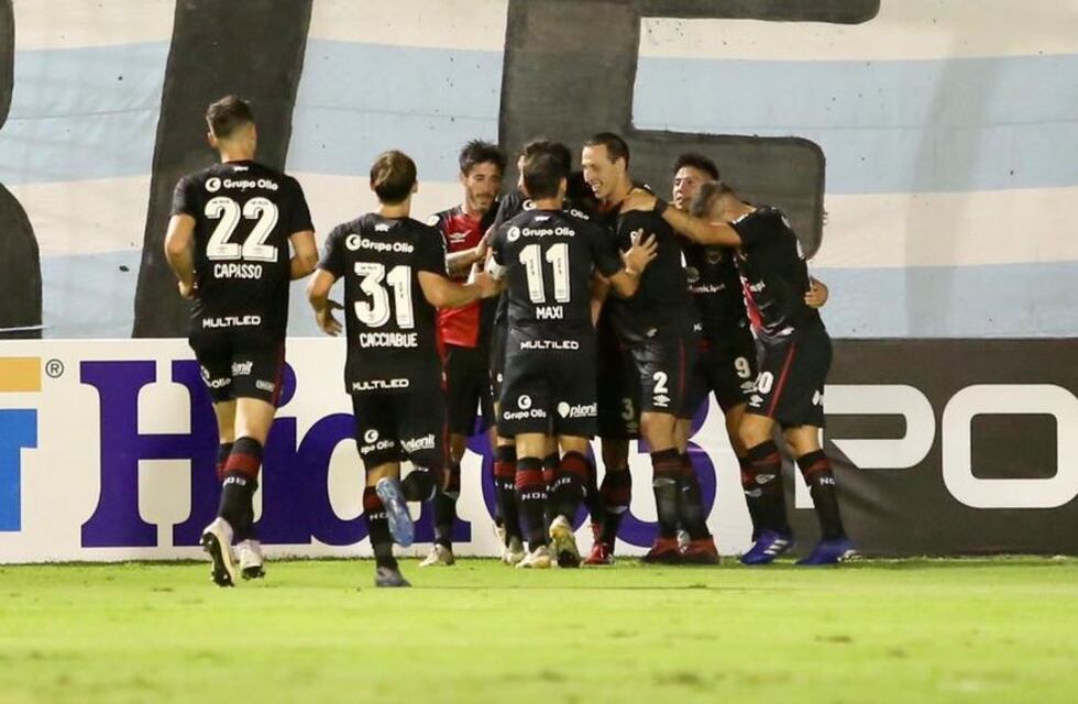Cristian Lema valoró el “sacrificio” de Newell’s pero se fue con “bronca”
