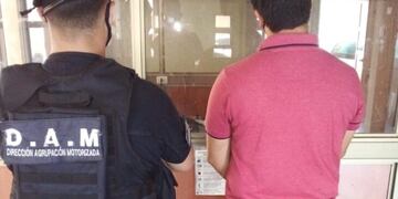 Golpeó y amenazó a su expareja con un arma blanca y terminó detenido.