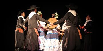 La Academia de Danzas “El Caldén” de Tres Arroyos presenta su espectáculo Cultores