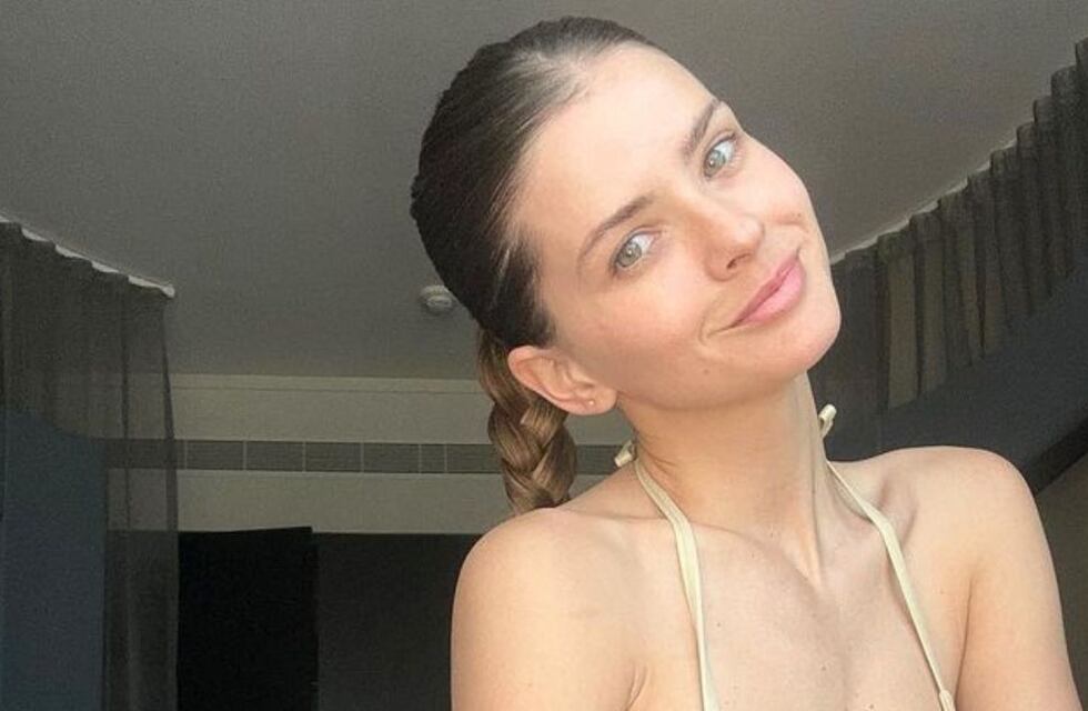 La China Suárez modeló con una microbikini asimétrica en TikTok y se llevó todos los corazones rojos