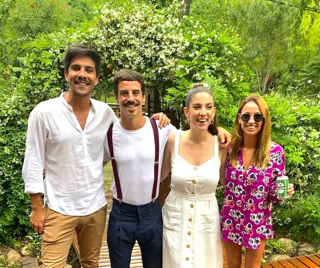 Lena en el casamiento de su hermana Juana