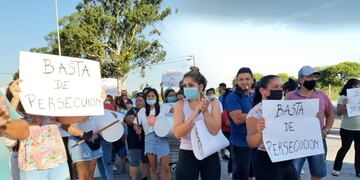 La protesta frente a la empresa Urbacor, en la avenida Circunvalación de la ciudad de Córdoba.
