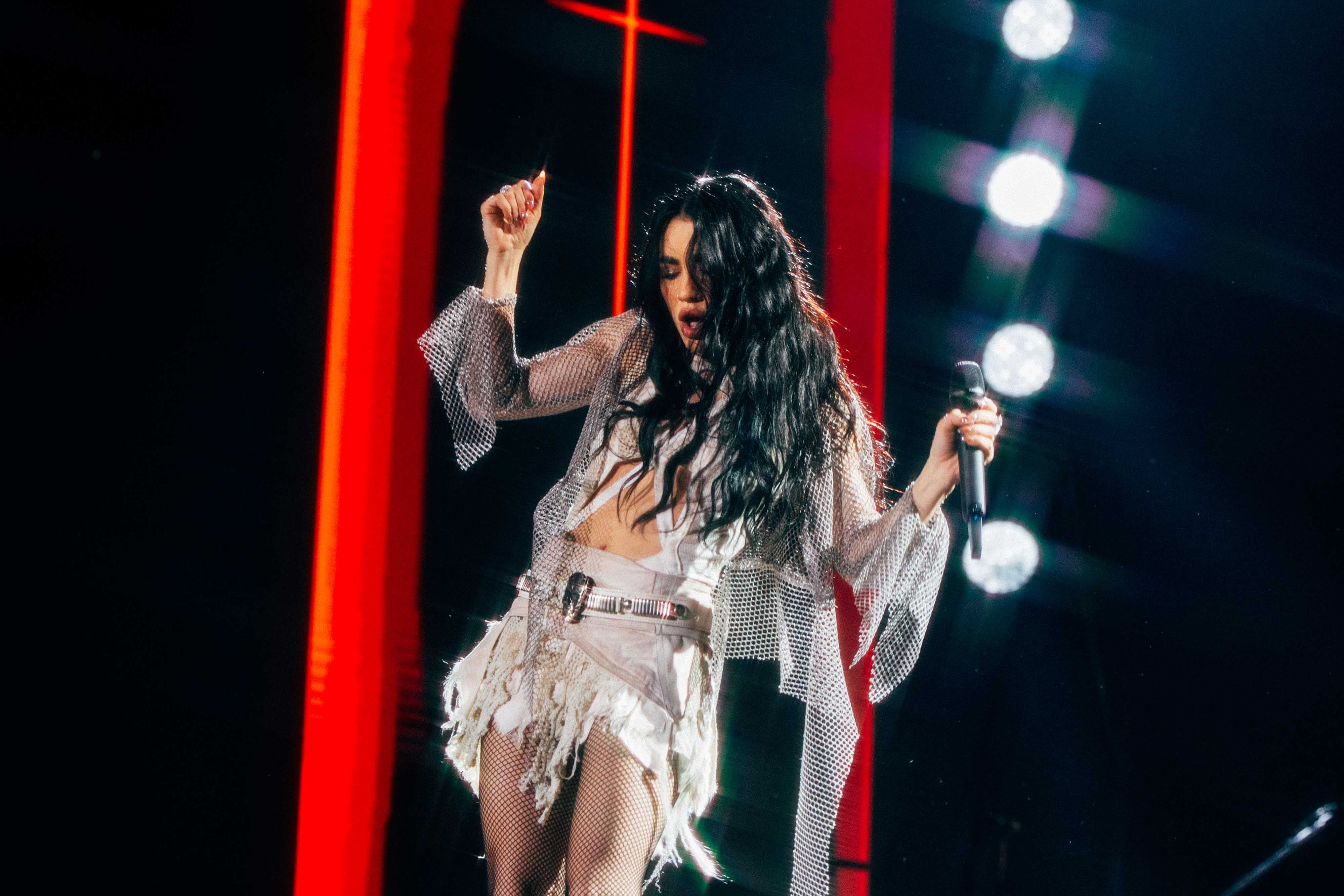 Lali en su segundo show en el estadio Vélez (Dale Play Live)