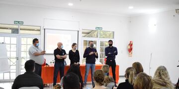 Capacitación en emergencias a empleados municipales