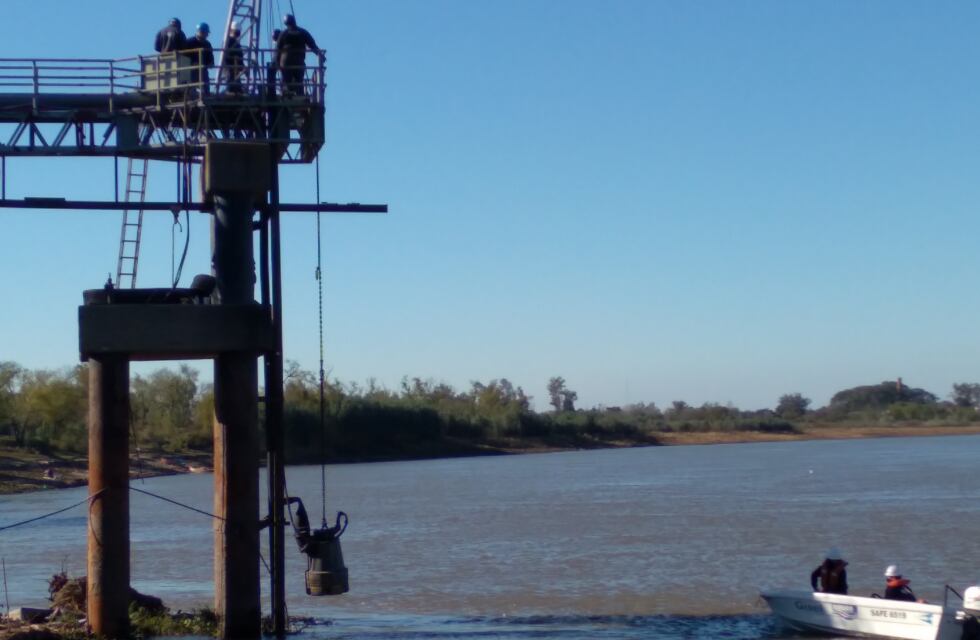 Colocaron una nueva bomba para que no falte agua pese a la histórica bajante