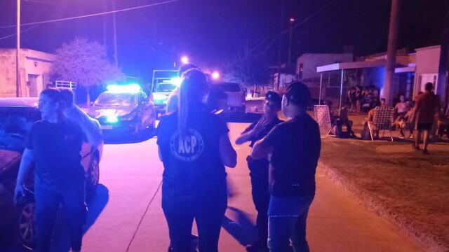 El hombre de 43 años cayó sin vida en una vivienda ubicada sobre El Hornero al 300.