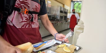 Reabre el Comedor Universitario de la UNC con precios accesibles.