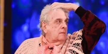 Murió Antonio Gasalla: el emotivo momento en el que se sacó la peluca en su última visita al living de Susana Giménez como “La Abuela”