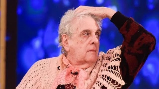 Murió Antonio Gasalla: el emotivo momento en el que se sacó la peluca en su última visita al living de Susana Giménez como “La Abuela”