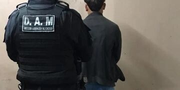 Joven detenido tras intento de robo en Posadas.
