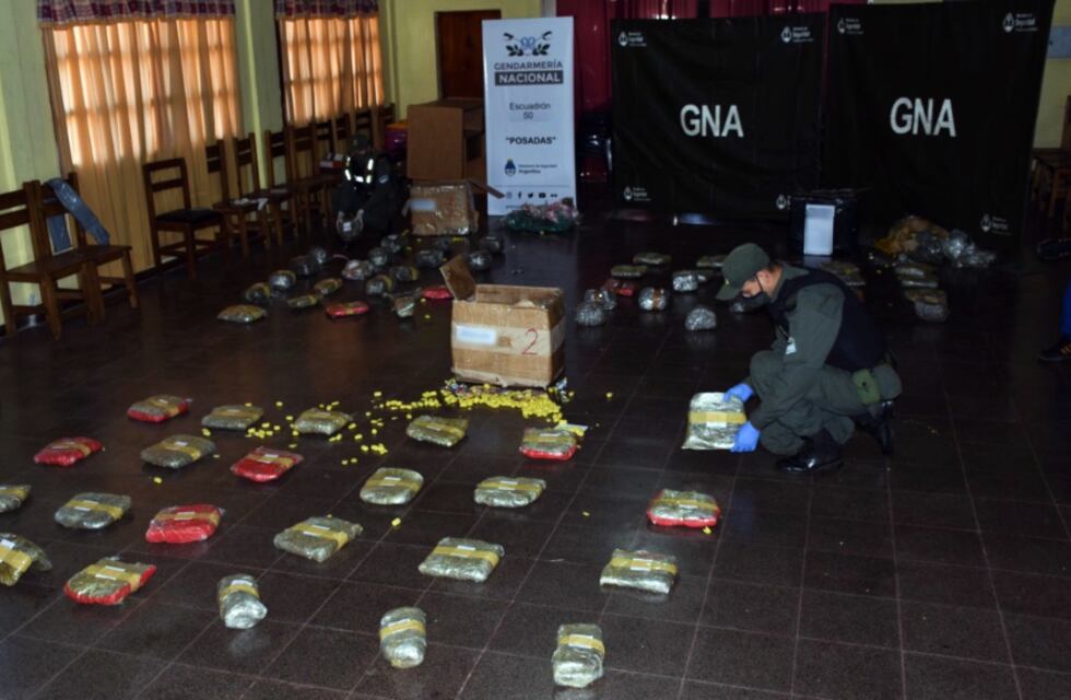 Golpe al narcotráfico: decomisaron droga camuflada en golosinas