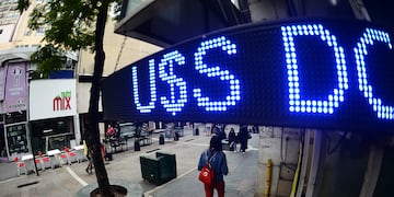 El dólar continúa con su camino alcista.