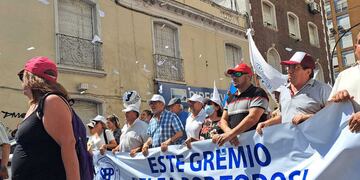 Marcha del Sindicato de Empleados Públicos de Córdoba, en el centro de la ciudad (Gentileza Gremios en Red).