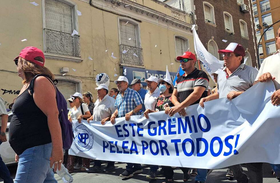 El Gobierno de Córdoba liquidará un 10 por ciento de aumento a los empleados públicos