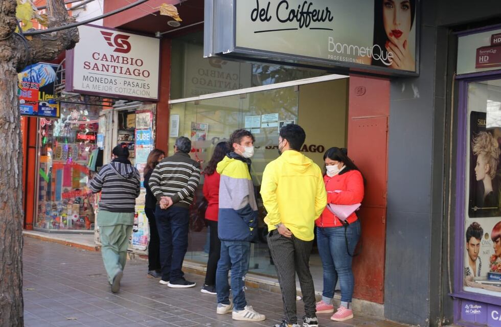 Nuevo aumento del dólar blue: en San Juan se vende a $186