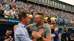 Guillermo Farré y Walter Ribonetto, los técnicos de Belgrano y Talleres. Sus equipos no logran terminar los partidos con su arco en cero (La Voz)