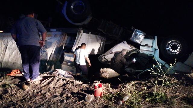 Polvaredas y Punta de Vacas, curva cerrada y peligrosa. Precaución.