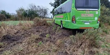 Expreso Hernandarias, interno H14. Foto Video Cable Cerrito.